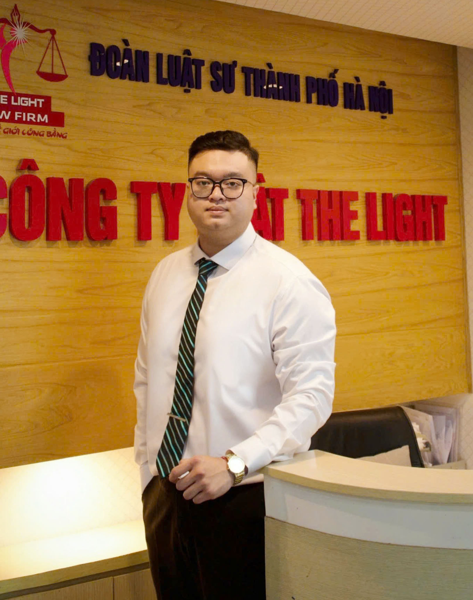 Mầu Danh Tùng